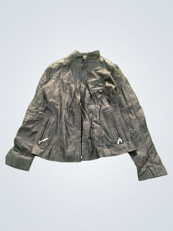 Schwarze Lederjacke