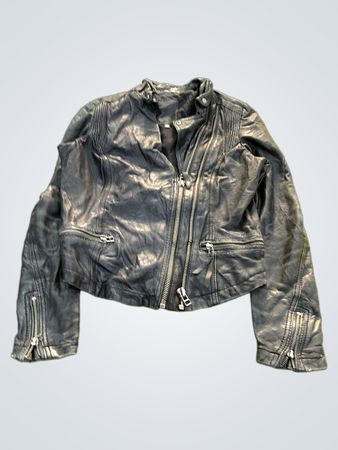 Schwarze Kunstleder-Motorradjacke