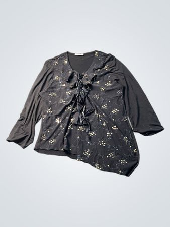 Taa Mod Paris Schwarzes Blumenoberteil mit Rüschen und langen Ärmeln