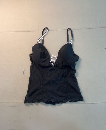 Schwarzes Korsett-Camisole mit Spitzenbesatz