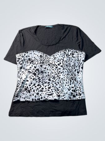 Yomanis schwarzes T-Shirt mit Leopardenmuster-Einsatz