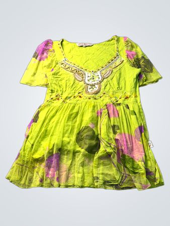 Damenkurzarmkleid mit grüner Blumenmuster und Perlenverzierung