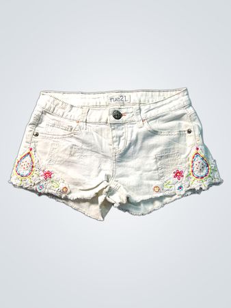 Rue 21 Weiße bestickte Jeansshorts