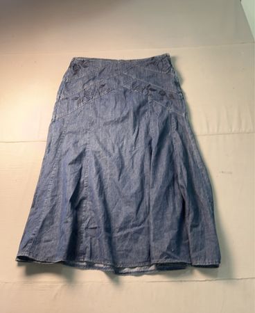 Jeansrock mit Blumenstickerei