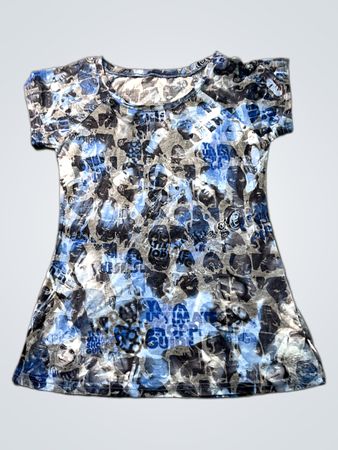 Blaues und graues Collage-T-Shirt