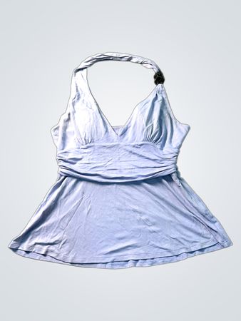 Hellblaues Neckholder-Top mit geraffter Taille