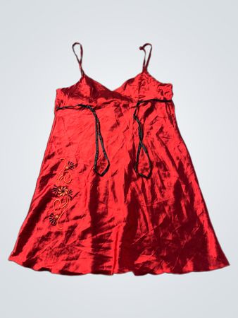 Jennifer Secret Rotes Slipkleid