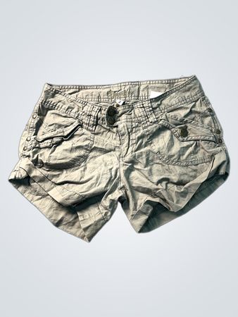 Younique Damen Cargo-Shorts in Olivgrün Größe 3