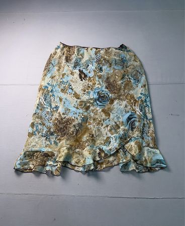 Connected Petite Floral Ruffle Skirt