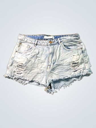 Zara Basic Destroyed Denim-Shorts