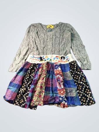Desigual grauer Grobstrickpullover mit besticktem Patchwork-Rock