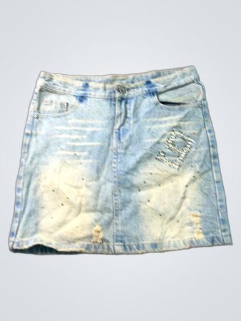 Jeansrock mit Strasssteinen