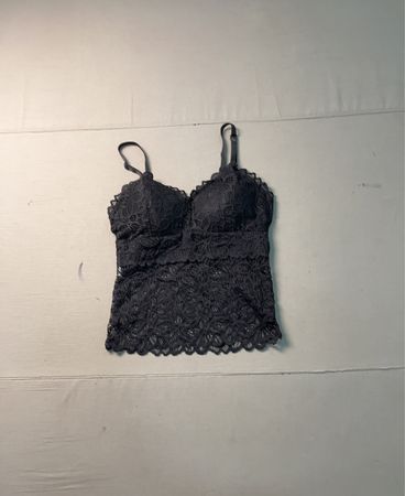 Schwarzes Spitzen-Camisole-Top