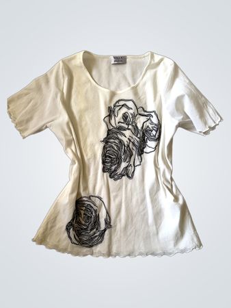 Weißes T-Shirt mit Rosenstickerei