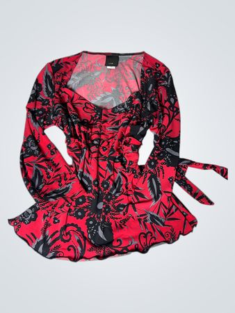 J.T.B. Red and Black Floral Print Langarm-Oberteil