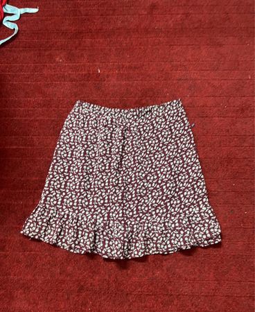 Floraler Minirock