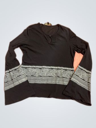 Intempore Embroidered Bell Sleeve Top