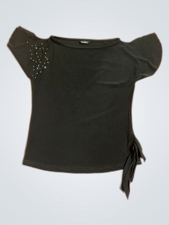 VERGI Black Off-the-Shoulder Top