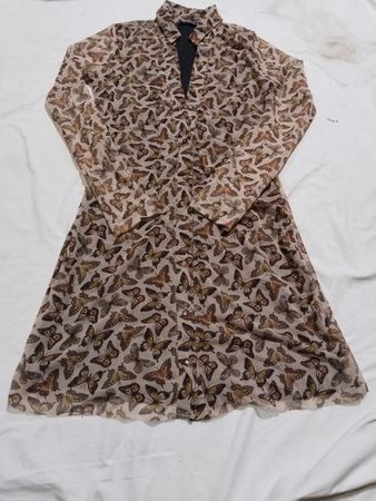 Stradivarius Schmetterlingsdruck Mesh-Kleid