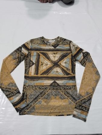 Stradivarius Langarmbedrucktes Mesh-Top