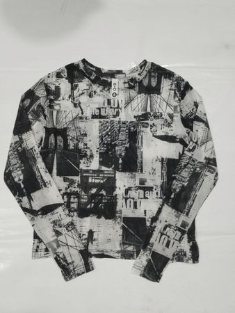 K-D 8 Grafikdruck Langarmshirt