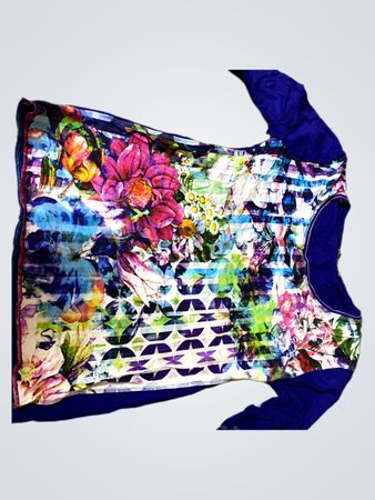 LUCIA Floral Print Long Sleeve Top