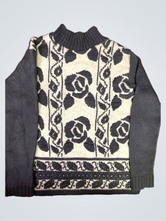 LB Gray and White Knit Sweater