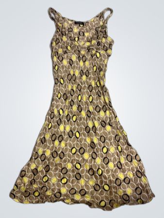 Frauenkleid in Braun, Gelb und Schwarz mit Muster