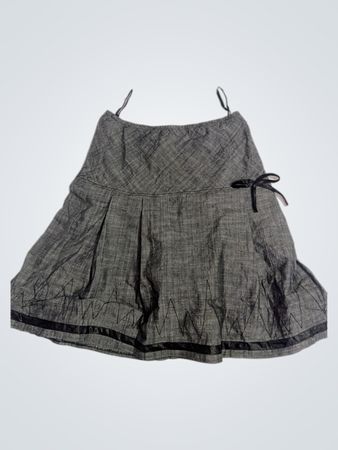 Lilipi Grauer A-Linien-Rock mit schwarzem Banddetail