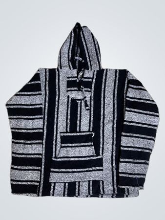 Schwarz-weiß gestreifter Hoodie