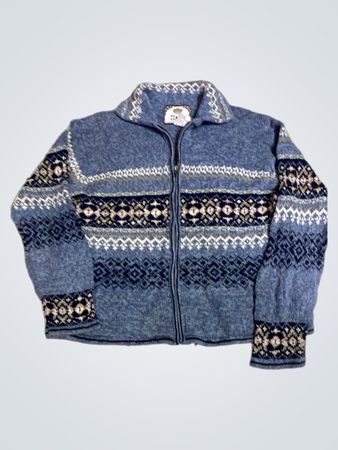 TIARA INTERNATIONAL DESIGN AND PATTERN COPYRIGHTED Blauer Gemusterter Reißverschluss-Pullover