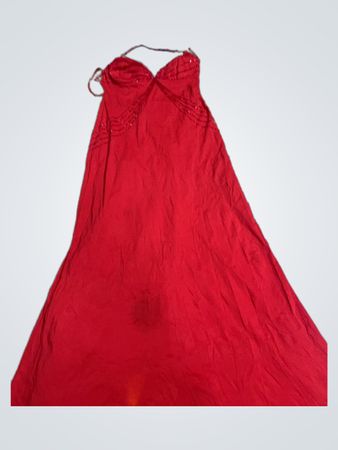 NIKI LIVAJ Rotes Kleid