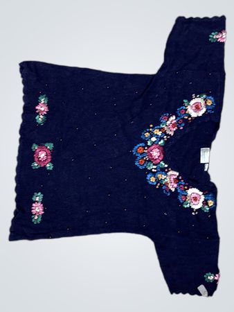 Marineblauer bestickter Pullover