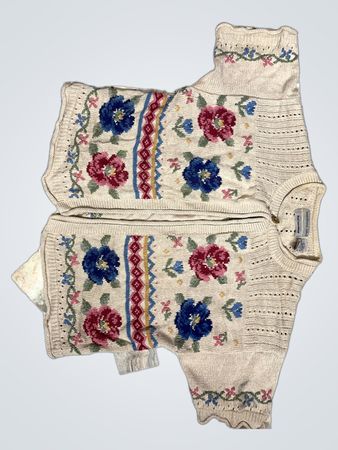 Northern Isles handbestickter Pullover