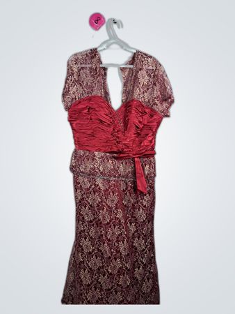Red Lace V-Neck Party Dress