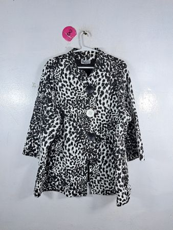 JM COLLECTION Leopard Print Coat