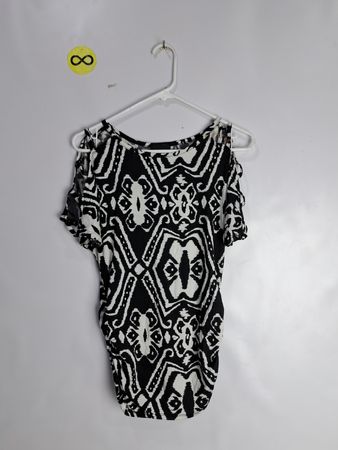 Black and White Patterned Top