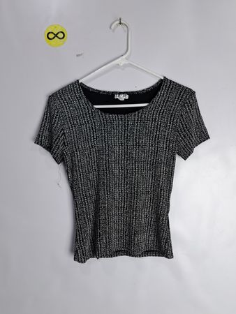 LS2 Black and White Knit Top