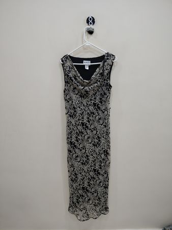 KARI Black and White Floral Dress