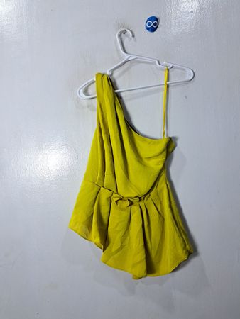 Rachel Roy Yellow One-Shoulder Top