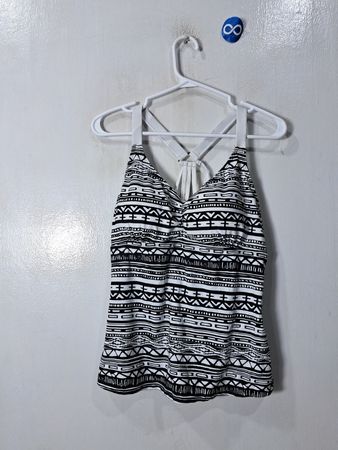 Black and White Patterned Top