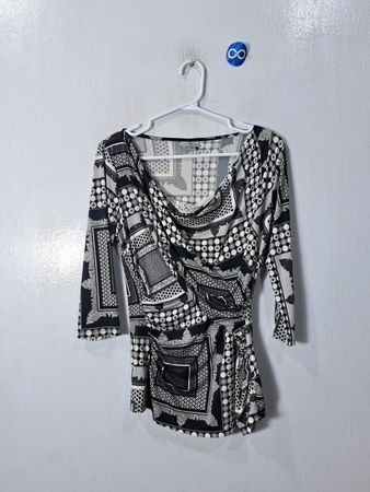 Worthington Women's Small Black and White Geometric Patterned Top