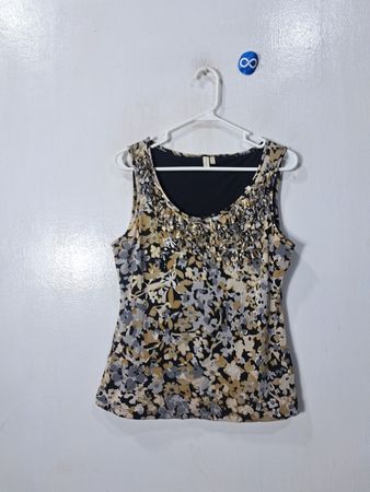 Madiso Floral Sleeveless Top