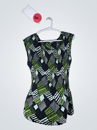 Unbranded Geometric Pleated Sleeveless Top
