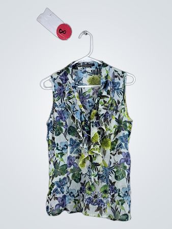 Suzy Shier Floral Sleeveless Top