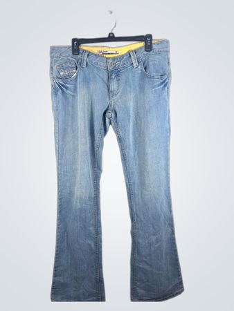Mainstream Low-Rise Flared Denim Jeans