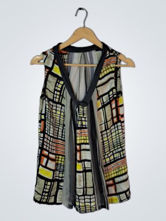 Women's Sleeveless Geometric Print Top