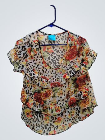 Color of love Floral Ruffled Top