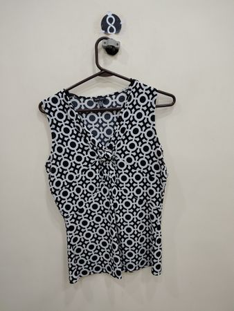 Nine West Geometric Print Sleeveless Top