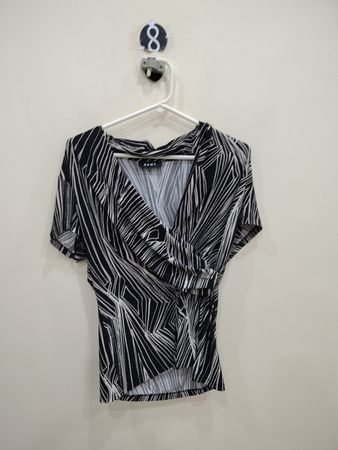 DKNY Black and White Zigzag Wrap Top